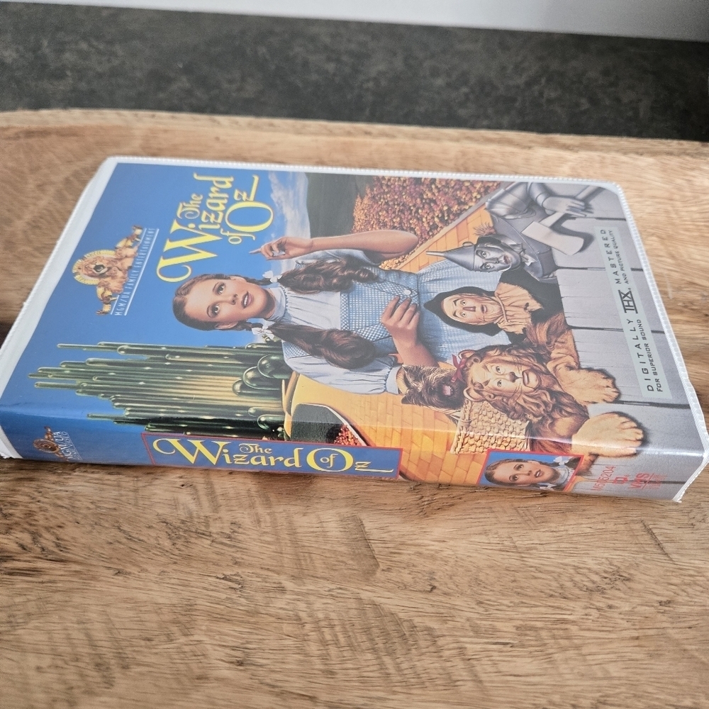 The Wizard of Oz VHS Tape (Not Tested) - Picture 2 of 6